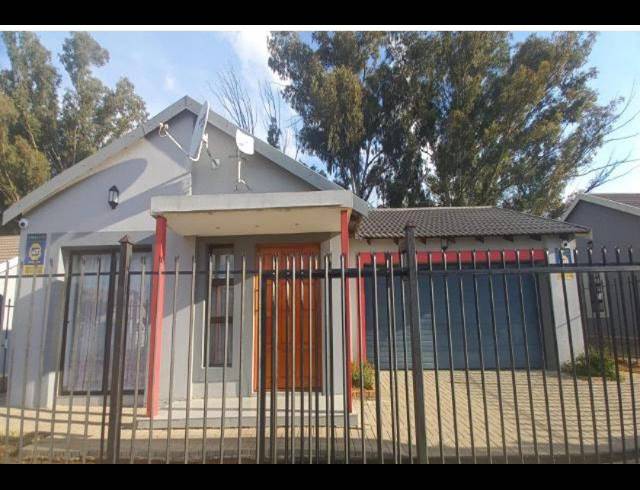 3 BEDROOM HOUSE FOR SALE IN HEIDEDAL